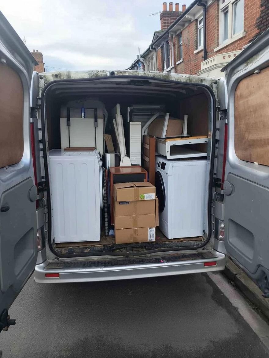 Removals service Hampshire house relocation